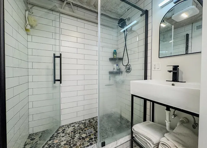 Comfort West Urban Loft House Chicago